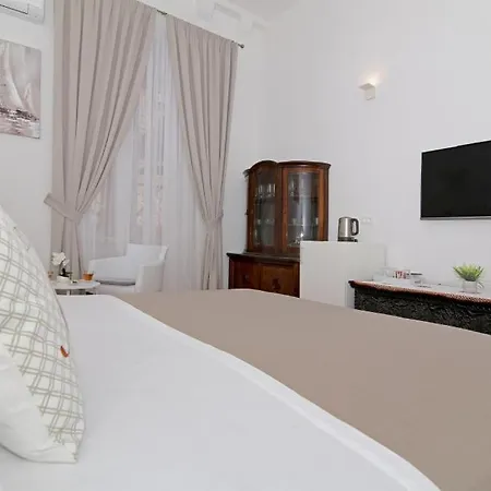 In With Air Conditioning, Wifi Washing Machine 4246-3 Guest house Dubrovnik